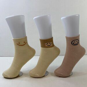 Womens Crew Socks Set 3 Smile Face Emoji Print Beige Tan Brown